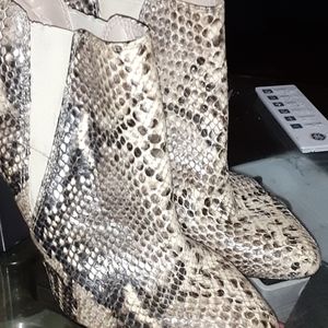 Bcbg booties